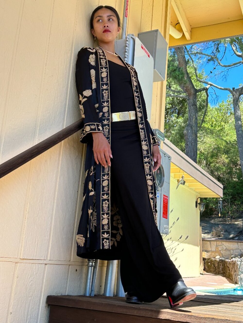 Johnny Was Embroidered Size XXS Black And Gold Silk Kimono